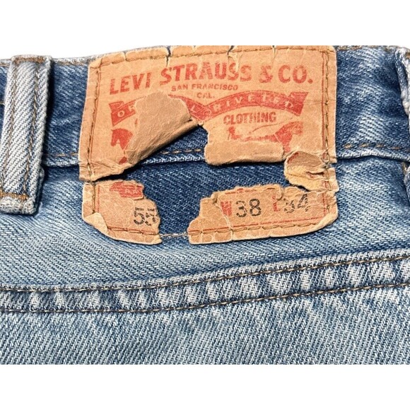 Levi's 550 Relaxed Fit Straight Blue Medium Wash Denim Jeans Men Size 38X34 - Picture 3 of 5